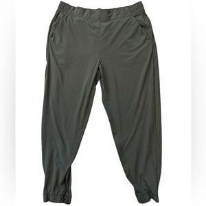 ATHLETA Women’s Brooklyn jogger size 16